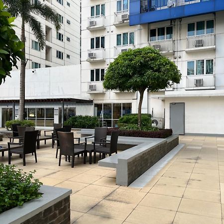 Azenith Staycation At Sea Residences Moa Pasay Eksteriør bilde